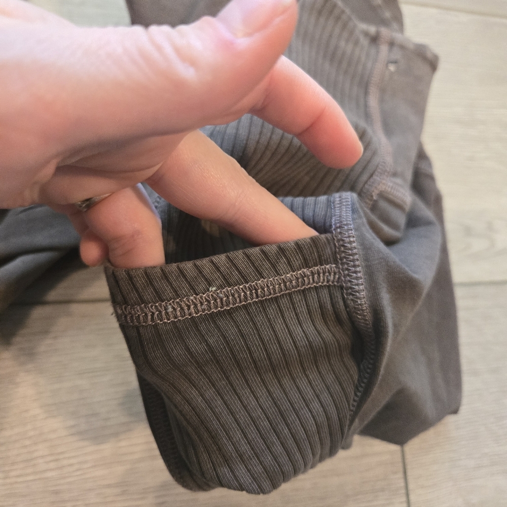 Aerie OG Brown High-Waisted Leggings - Picture 7 of 7